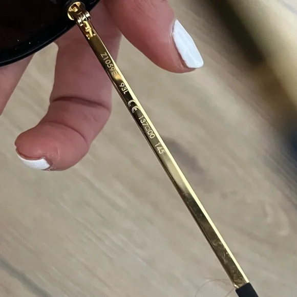 Louis Vuitton Black Frame Sunglasses with Gold Details - Picture 2 of 3